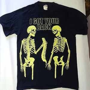 Tee shirt skeletons